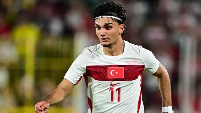 Galatasaray iki ulusal yıldızın peşinde! Görüşmeler resmen başladı 3 galatasaray iki ulusal yildizin pesinde gorusmeler resmen basladi 1 1YPmcwLQ