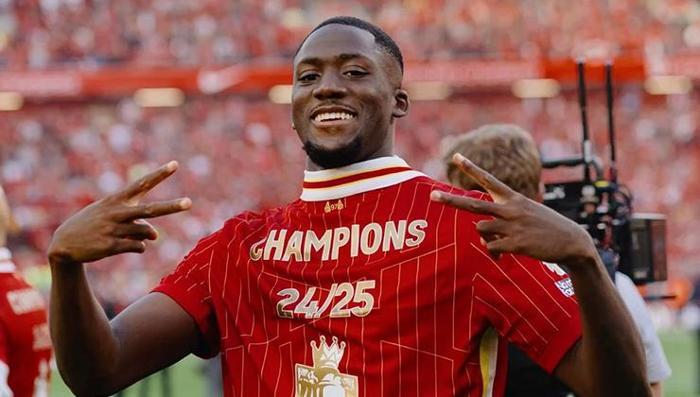 Galatasaray'da Okan Buruk'un hayali Konate! Ayrılığı resmileşti 6 galatasarayda okan burukun hayali konate ayriligi resmilesti 4 YOPXWXdJ