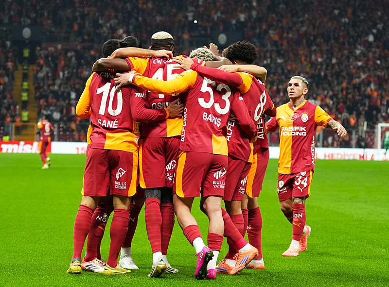 galatasaraydan hincapie icin rekor teklif hazirligi transferde rakip dunya devi 0 BLZjR9XK