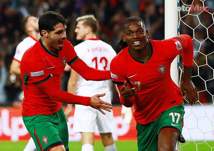 Galatasaray'dan Rafael Leao bombası! İtalyan gazeteci transfer muştusunu verdi 8 galatasaraydan rafael leao bombasi italyan gazeteci transfer mustusunu verdi 6 ES2svBfj