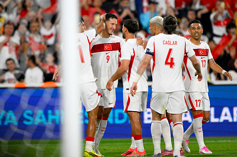 galatasaraydan yeni yabanci kurali hamlesi iste maksattaki ulusal yildizlar 0