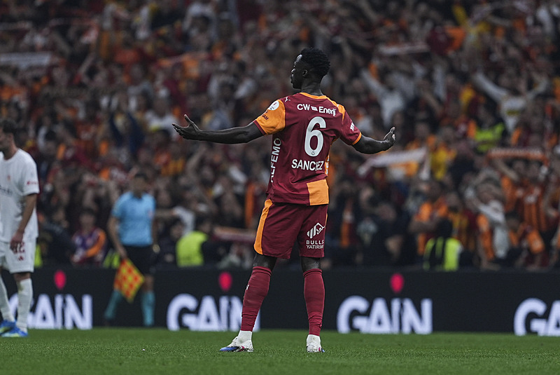 galatasarayin yildizina cizmeden surpriz talip 0