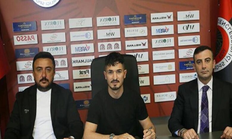 Gençlerbirliği, Fıratcan Üzüm'ün mukavelesini 1 yıl uzattı 1 genclerbirligi firatcan uzumun mukavelesini 1 yil uzatti RGC8RvMu