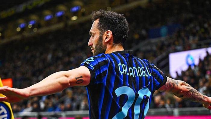 Inter'den Hakan Safi'ye Hakan Çalhanoğlu cevabı! Piero Ausilio'dan transfer açıklaması geldi 11 interden hakan safiye hakan calhanoglu cevabi piero ausiliodan transfer aciklamasi geldi 4 mW7lvZgD