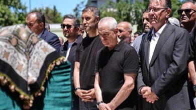 istek calimbayin vefat eden annesinin cenaze namazi kilindi iGL1dOXP