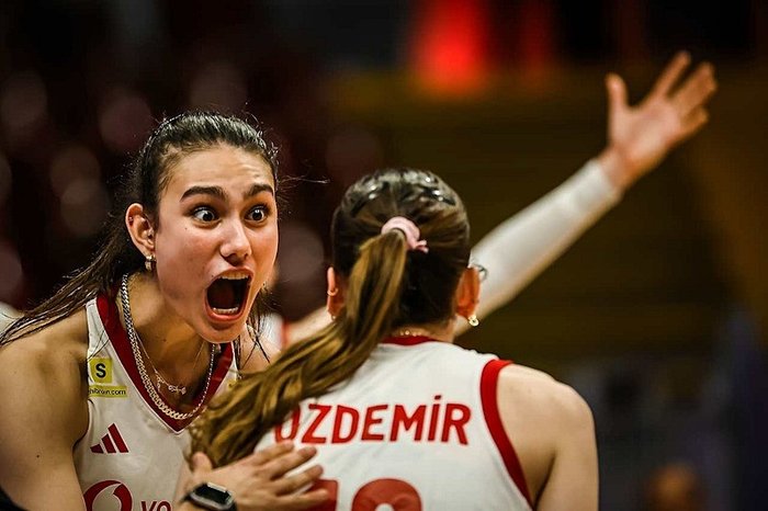 İtalya-Türkiye CANLI İZLE | Filenin Sultanları maçı ne vakit, hangi kanalda? 7 italya turkiye canli izle filenin sultanlari maci ne vakit hangi kanalda 2 wm3zslwD