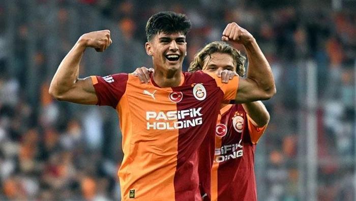 İtalyan devi peşinde! Galatasaray'ın genç yıldızı için harekete geçtiler 4 italyan devi pesinde galatasarayin genc yildizi icin harekete gectiler 2 JmQYOdWP