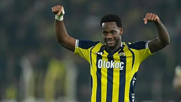 Jhon Durán’a komşularından şikayet! Partiler polise taşındı 13 jhon dur na komsularindan sikayet partiler polise tasindi 3 j4jJ5ZF2