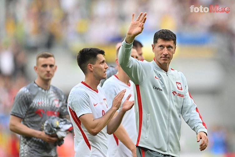 Lewandowski'nin eşinden Fenerbahçelileri heyecanlandıran paylaşım! Transferi resmen açıkladı 5 lewandowskinin esinden fenerbahcelileri heyecanlandiran paylasim transferi resmen acikladi 3 VlzaP7ZR