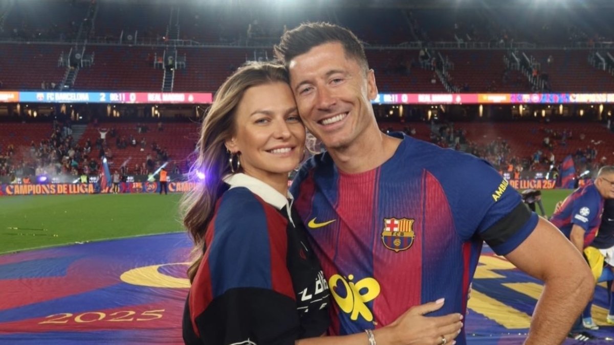 Lewandowski'nin eşinden Fenerbahçelileri heyecanlandıran paylaşım! Transferi resmen açıkladı 12 lewandowskinin esinden fenerbahcelileri heyecanlandiran paylasim transferi resmen acikladi y4AwBcdr