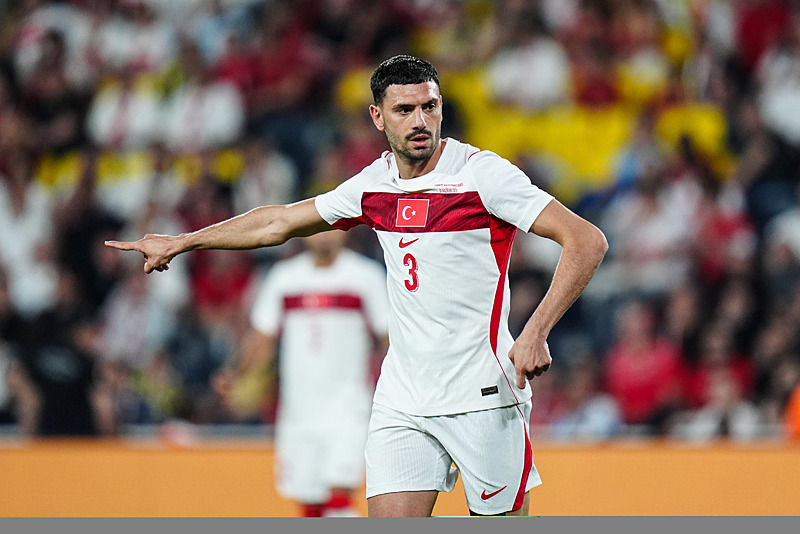 Merih Demiral'dan Fenerbahçe için büyük fedakarlık! Transfer olabilmek için... 4 merih demiraldan fenerbahce icin buyuk fedakarlik transfer olabilmek icin 2 X12FKVcG