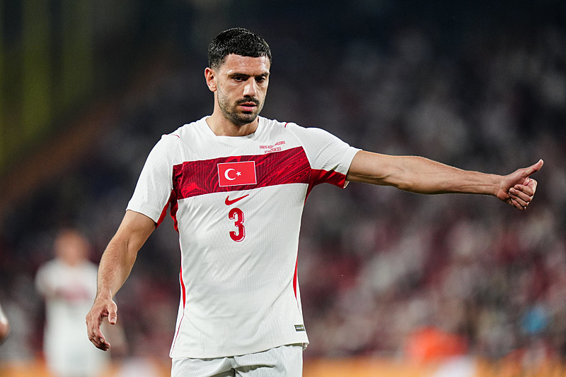 Merih Demiral'dan Fenerbahçe için büyük fedakarlık! Transfer olabilmek için... 6 merih demiraldan fenerbahce icin buyuk fedakarlik transfer olabilmek icin 4 yTflu8yw
