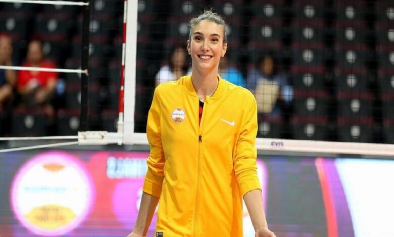 naz aydemir akyol yine vakifbankta W1YaiYw5