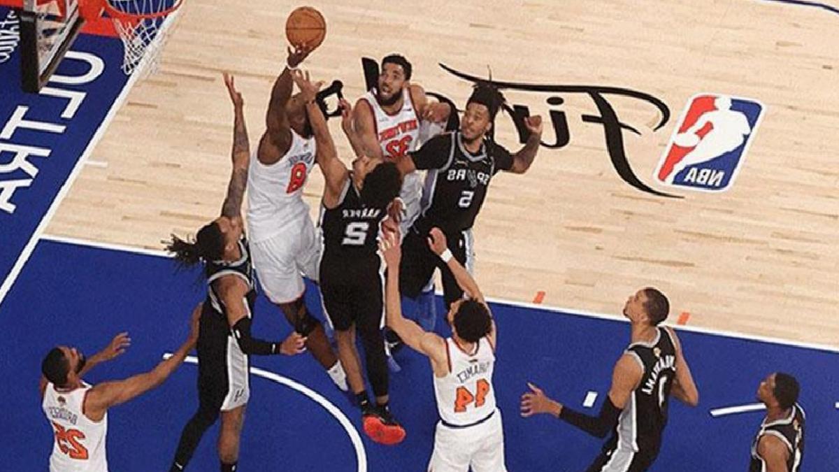 nbade tarihi geri donus knicks 29 sayidan dondu ve son saniyede spursu devirdi zX2D7kNZ