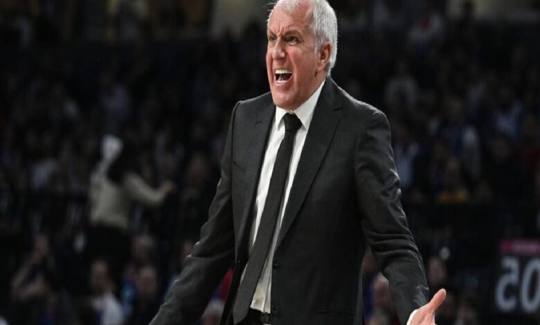 obradovic icin imza toreni duzenlendi 46fJx3Qq