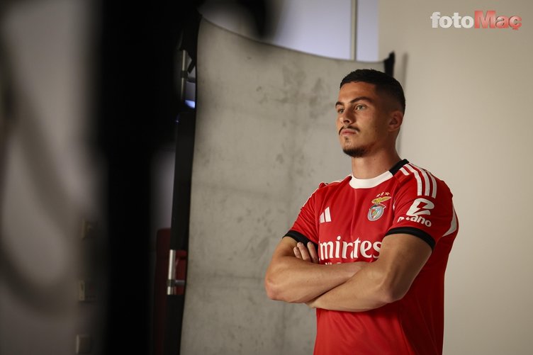 Okan Buruk onu çok beğendi! Galatasaray'a Benfica'dan forvet 7 okan buruk onu cok begendi galatasaraya benficadan forvet 5 jkp3TYzZ