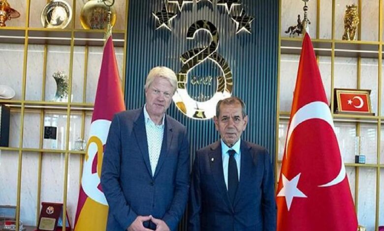 Oliver Kahn'dan Galatasaray Başkanı Dursun Özbek'e ziyaret 1 oliver kahndan galatasaray baskani dursun ozbeke ziyaret brZFH4b6