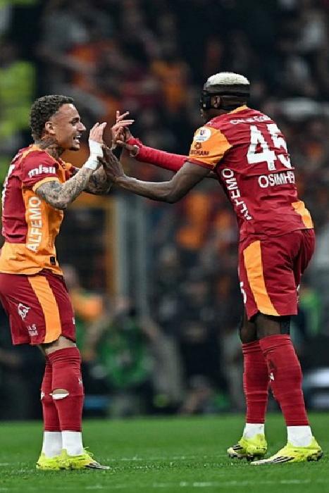 osimhenden galatasaraydan ayrilacagina dair tezlere flas cevap benim icin en kiymetlisi 1