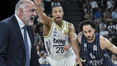 ozet anadolu efes birinci galibiyetini aldi seri uzadi anadolu efes fenerbahce beko mac sonucu 102 93 dipF32ZP