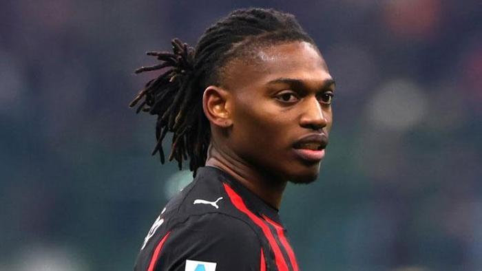 Rafa Leao transferinde Galatasaray'a güçlü rakip! Resmi teklif hazırlığındalar 4 rafa leao transferinde galatasaraya guclu rakip resmi teklif hazirligindalar 2 dReCGAbl