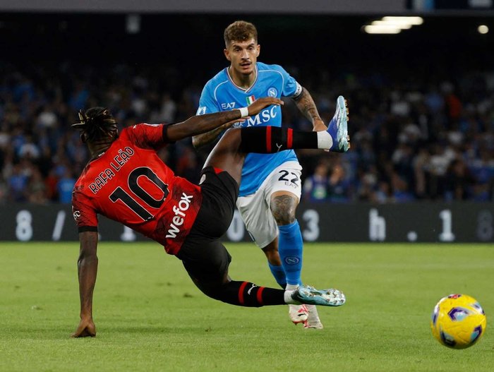 Rafael Leao kimdir? Kaç yaşında, nereli? Hangi kadrolarda oynadı? 2 rafael leao kimdir kac yasinda nereli hangi kadrolarda oynadi 0 b5RvPewI