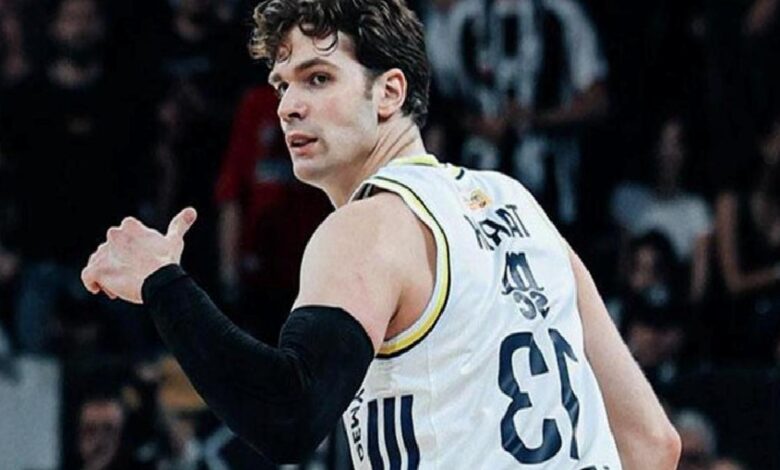 ŞAMPİYONLUK ÜÇLÜĞÜ! Tarık Biberovic Fenerbahçe Beko'nun kahramanı oldu 1 sampiyonluk uclugu tarik biberovic fenerbahce bekonun kahramani oldu qLjm4Twc