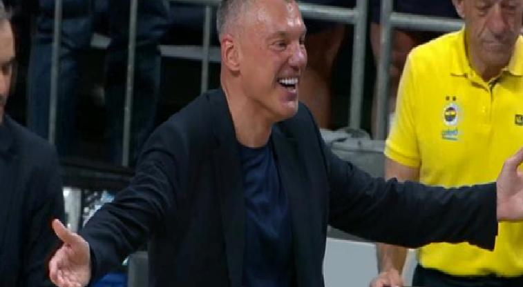 Sarunas Jasikevicius, serinin 2. maçında diskalifiye oldu! 8 sarunas jasikevicius serinin 2 macinda diskalifiye oldu 7gwvjp1g