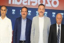 Sivasspor'da lider adayı çıkmadı, kongre ertelendi 16 sivassporda lider adayi cikmadi kongre ertelendi YRxOQ8jD