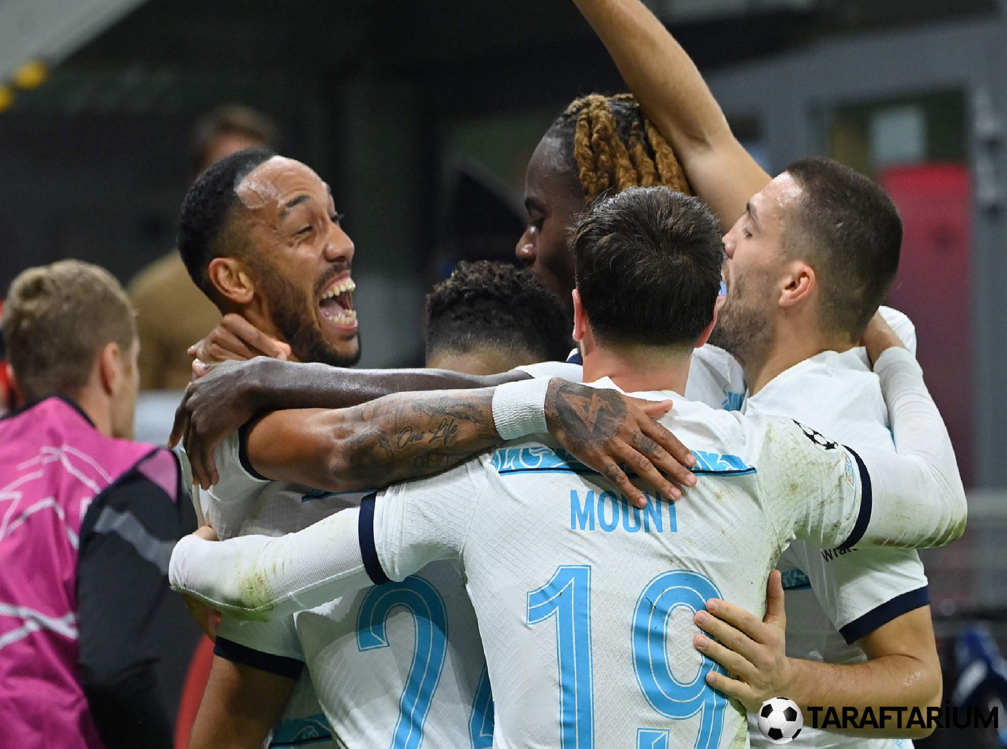 super lig aubameyang icin siraya girdi tam 4 ekip yarisiyor 7 nvcwJ6Ih