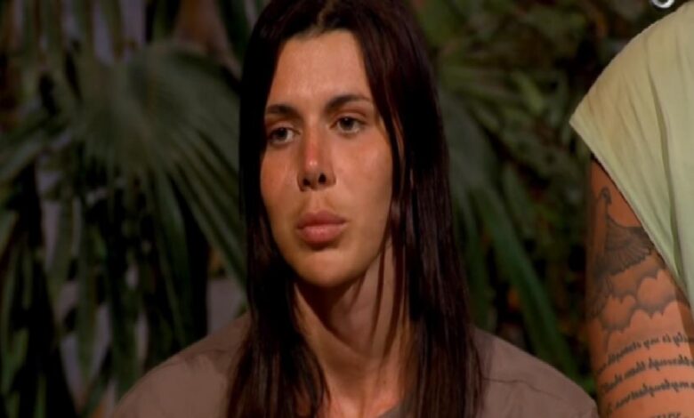 Survivor Nefise kimdir? Nefise kaç yaşında, nereli? 1 survivor nefise kimdir nefise kac yasinda nereli IySmS9RC