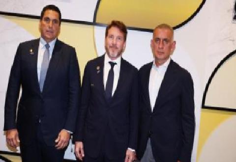 tff baskani haciosmanoglu dom nguez ve harrison ile bir araya geldi 0 WZ4AWHuf
