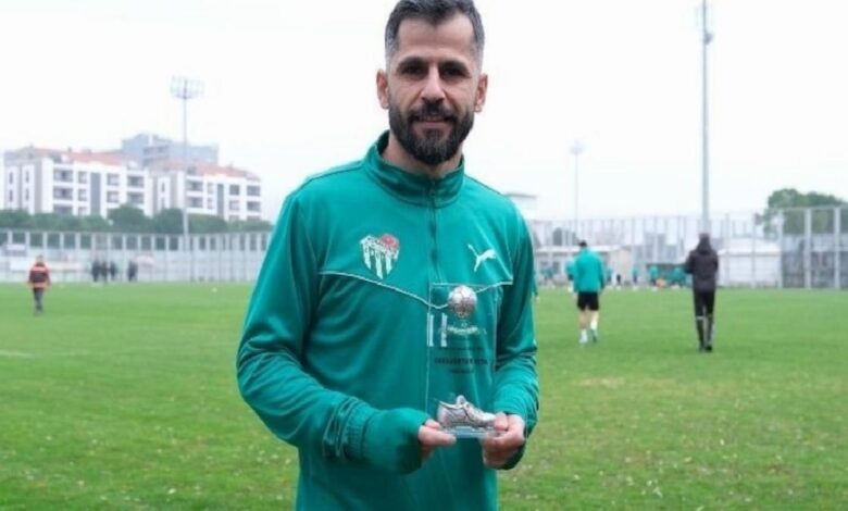 TRANSFER HABERİ: Bursaspor İlhan Depe ile kontrat yeniledi! 1 transfer haberi bursaspor ilhan depe ile kontrat yeniledi E95sGN9j
