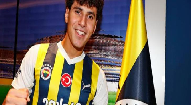 Trendyol Süper Lig ekibinden Fenerbahçe’nin savunmacısına kanca! 1 trendyol super lig ekibinden fenerbahcenin savunmacisina kanca w44TlLPm