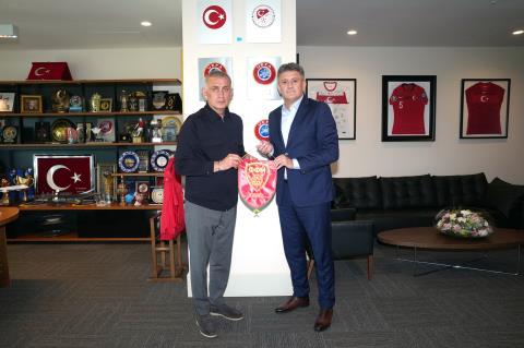 Türkiye - Kuzey Makedonya Resmî Maç Yemeği Düzenlendi 11 turkiye kuzey makedonya resm mac yemegi duzenlendi 9 E9jebMTC