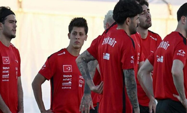 Ulusal Grup kampında 2 ayrılık! Geri dönüyorlar 1 ulusal grup kampinda 2 ayrilik geri donuyorlar fGWHKaVD