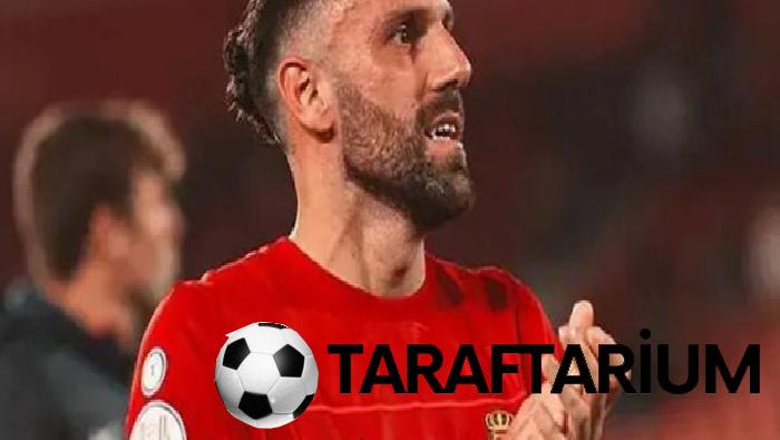 Ve Vedat Muriqi İstanbul'a geliyor! Taraftarlardan havalimanı hazırlığı... 3 ve vedat muriqi istanbula geliyor taraftarlardan havalimani hazirligi 1