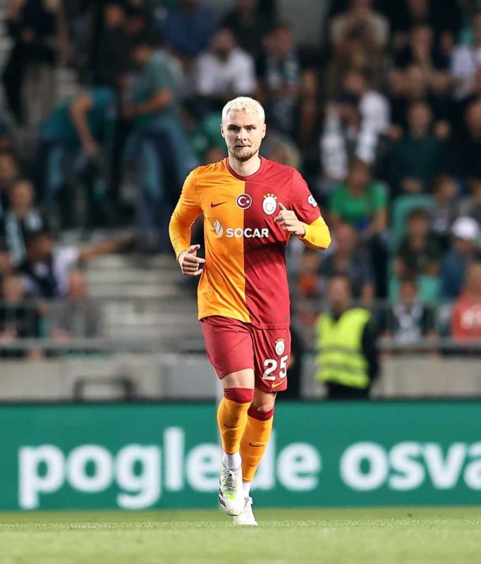 victor nelssona muhtesem ligden surpriz talip 2 XSXjgqyz
