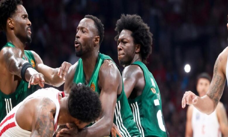 Yunanistan'da şampiyon Olympiakos! Maç sonu yumruklu hengame 1 yunanistanda sampiyon olympiakos mac sonu yumruklu hengame IAaBJ6AD