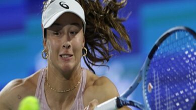 zeynep sonmez eastbourne acikta 2 tipe cikti Ff3PN38g