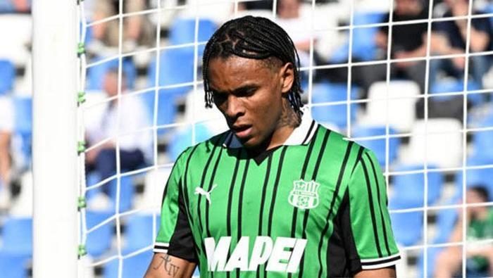 20 milyon euroluk teklif! Fenerbahçe ve Beşiktaş transferde karşı karşıya 5 20 milyon euroluk teklif fenerbahce ve besiktas transferde karsi karsiya 3 qlzp2Agi