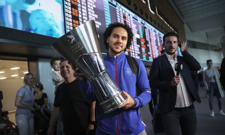 Anadolu Efes'te Shane Larkin ile yollar ayrıldı 5 anadolu efeste shane larkin ile yollar ayrildi YJtqUcFs