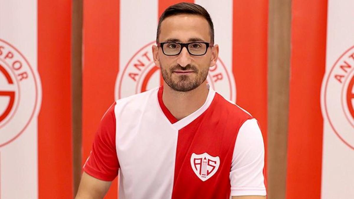 Antalyaspor, Soner Dikmen ve Erdoğan Yeşilyurt ile yeni mukavele imzaladı 5 antalyaspor soner dikmen ve erdogan yesilyurt ile yeni mukavele imzaladi iBDgSyXn