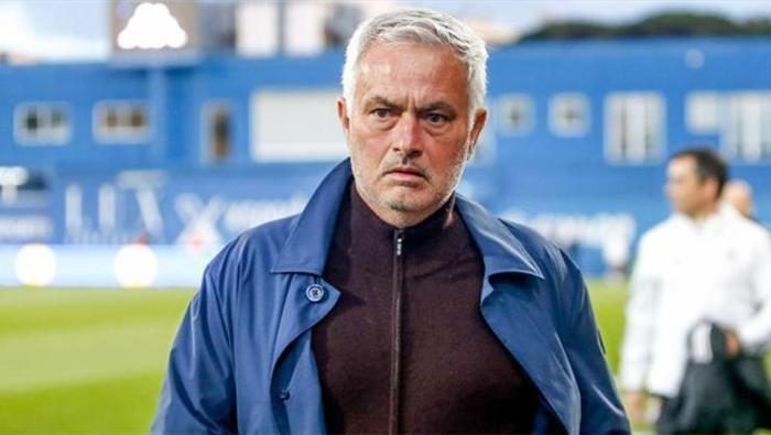 Arda Güler'e Jose Mourinho şoku: 'Baş ağrısı!' Real Madrid'de kriz başladı... 7 arda gulere jose mourinho soku bas agrisi real madridde kriz basladi 5 d4uefJEA