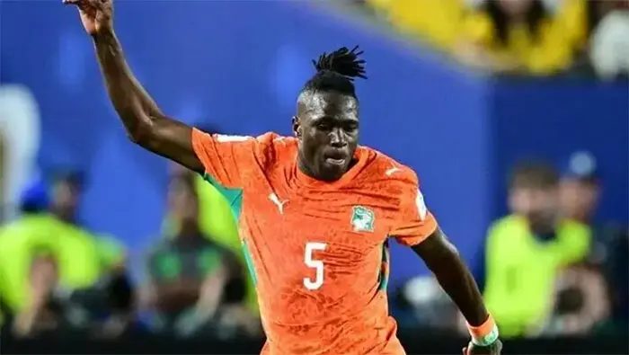 Avrupa devi Singo için geldi maaşını öğrenir öğrenmez kaçtı! Galatasaray şok transfer gelişmesi... 7 avrupa devi singo icin geldi maasini ogrenir ogrenmez kacti galatasaray sok transfer gelismesi 5 REh1iacR