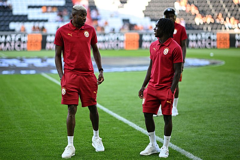bankadan victor osimhene ihtar cekildi 6 5X6rlw81