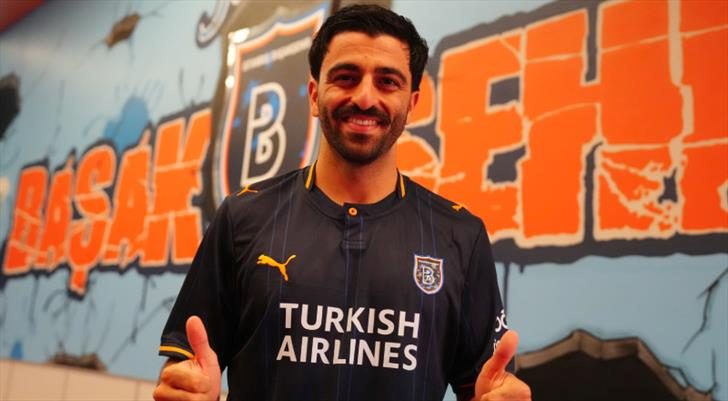 basaksehir umut bozoku kadrosuna katti k55L8N2E