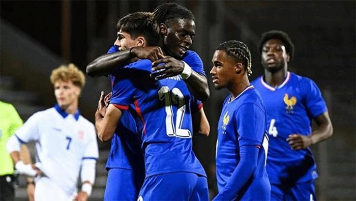 Bekleyiş bitti: Galatasaray'da 6 numarada memnun son! İşte Ugochukwu transferinin ayrıntıları... 5 bekleyis bitti galatasarayda 6 numarada memnun son iste ugochukwu transferinin ayrintilari 3 WgzuNsDf