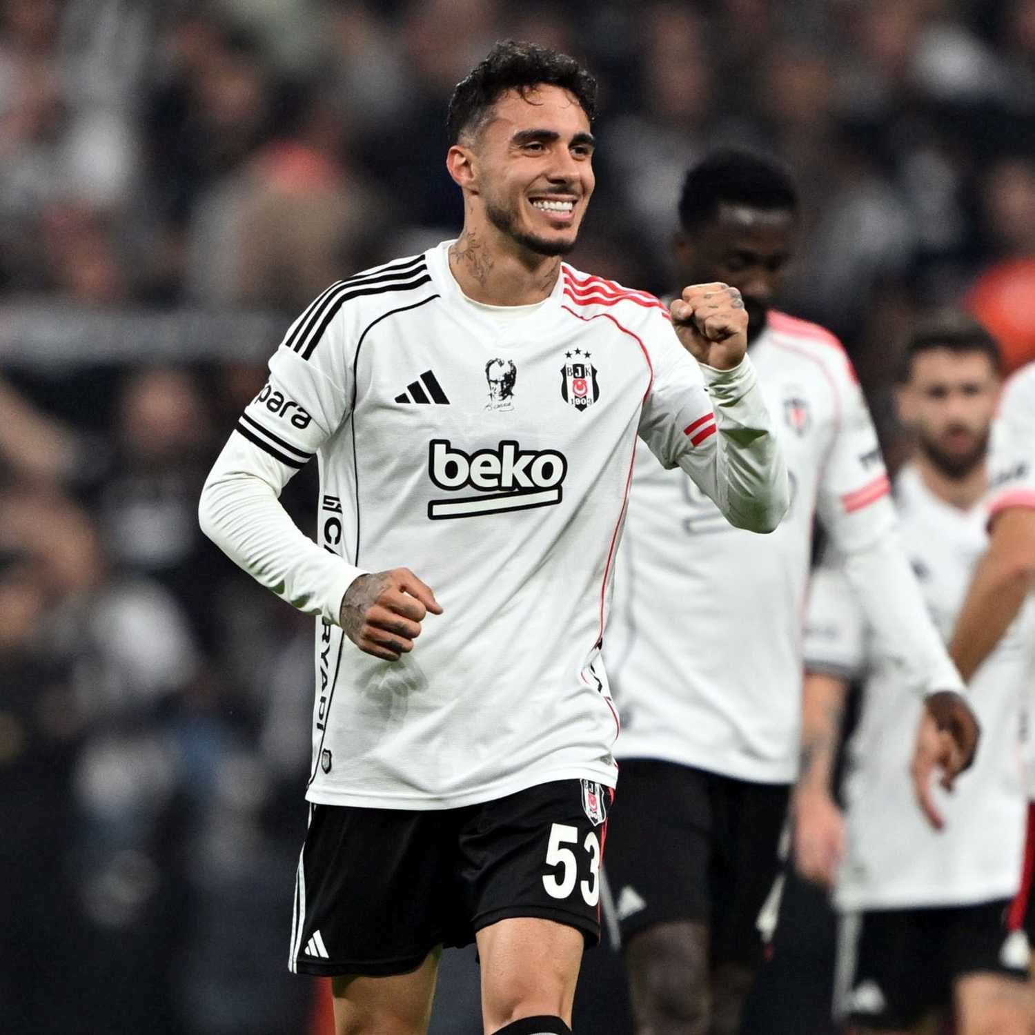 Beşiktaş ile Fenerbahçe arasında dev takas planı! İşte o isimler 9 besiktas ile fenerbahce arasinda dev takas plani iste o isimler 7 rNbbB5pO