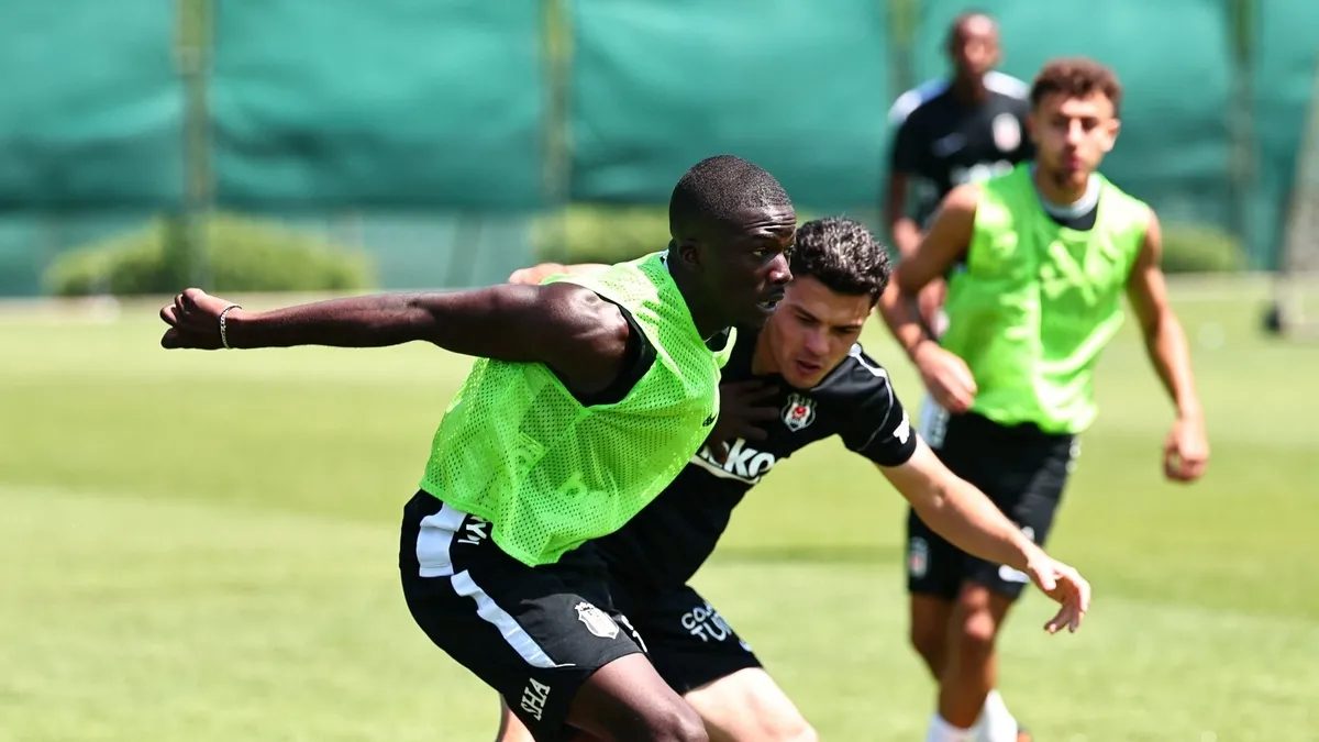 Beşiktaş, Midtjylland maçı hazırlıklarına devam etti! 12 besiktas midtjylland maci hazirliklarina devam etti gldiMluv