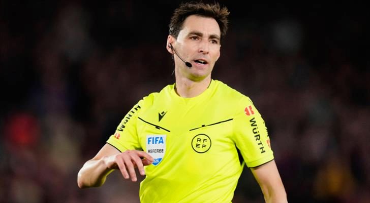 Beşiktaş-Midtjylland maçının hakemi belli oldu 6 besiktas midtjylland macinin hakemi belli oldu hb2KzwHJ
